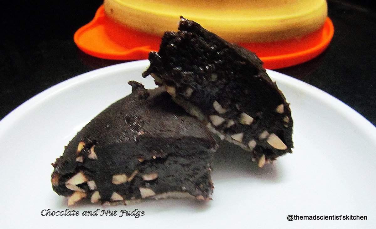 Chocolate and Nut Fudge