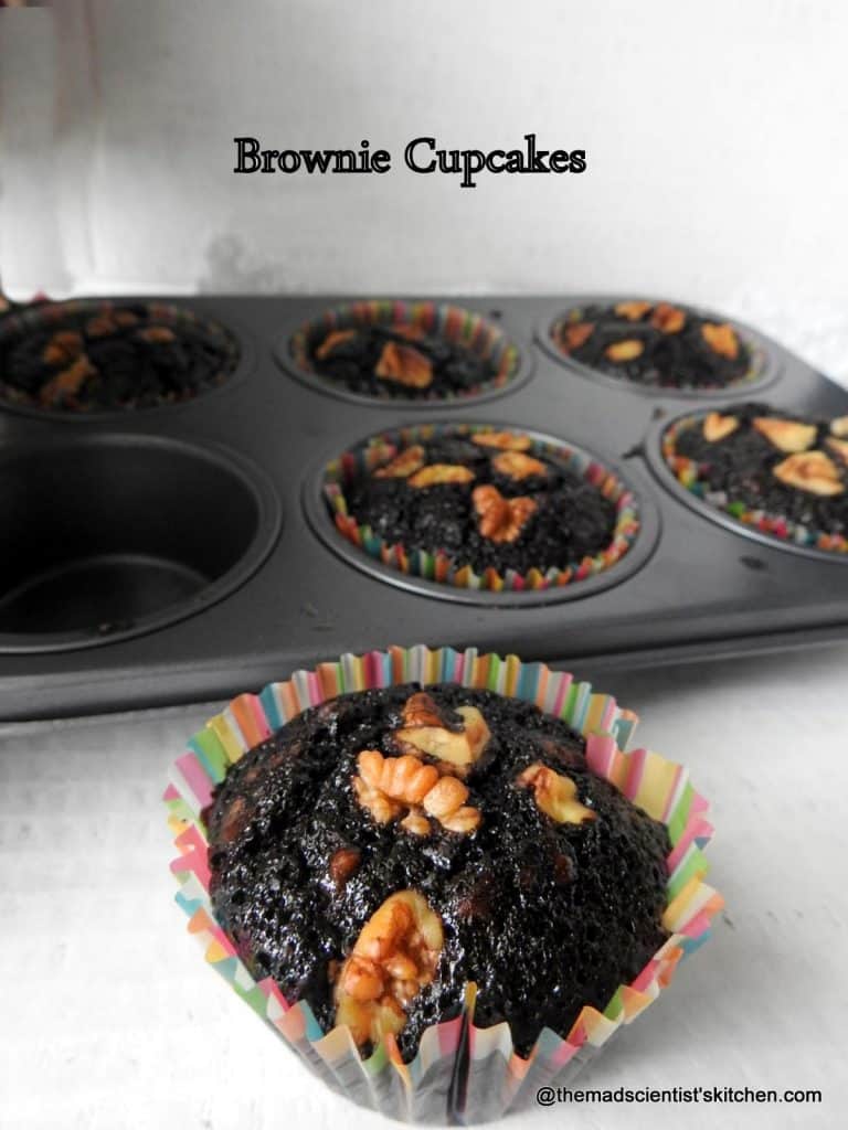 Cupcakes that are brownies with nuts