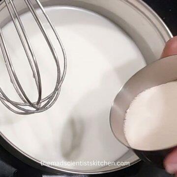 Adding semolina to buttermilk.